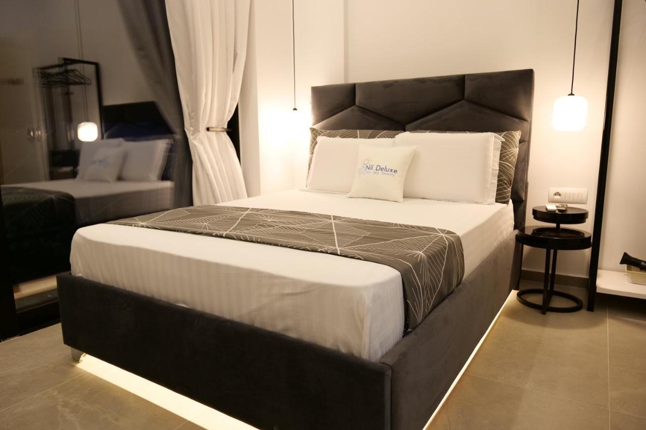 Hotel Nili Deluxe Sarandë Exterior foto